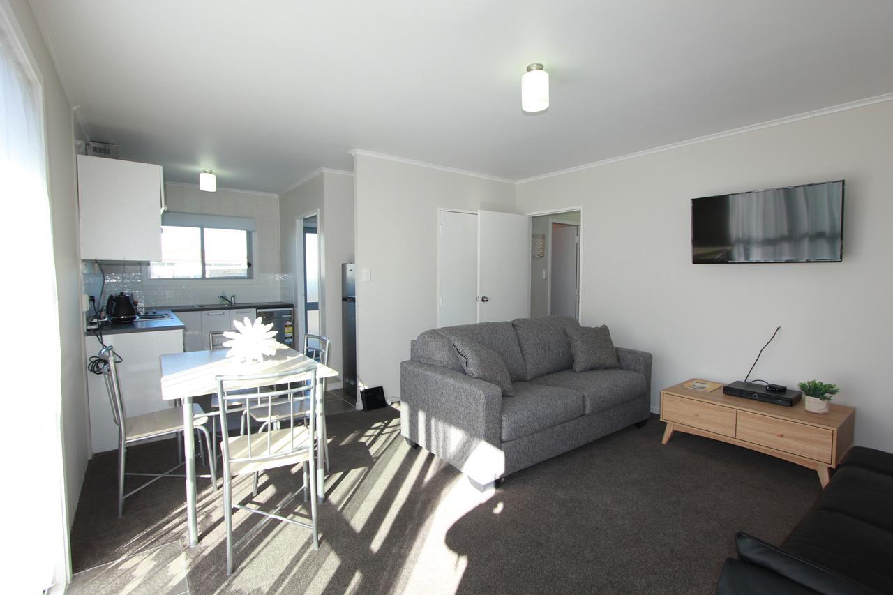 Rose Apartments Central Rotorua- Accommodation & Private Spa 외부 사진